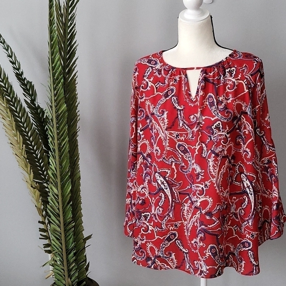 Cato red paisley blouse with v front cutout and shoulder cutouts NWT